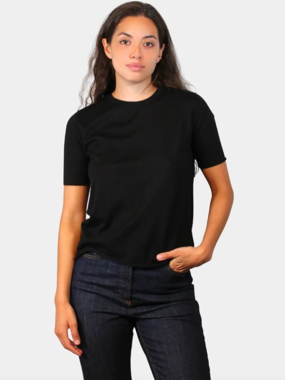 Lisa Yang "Ari" Cashmere Tee in Black, size "0" (XS)